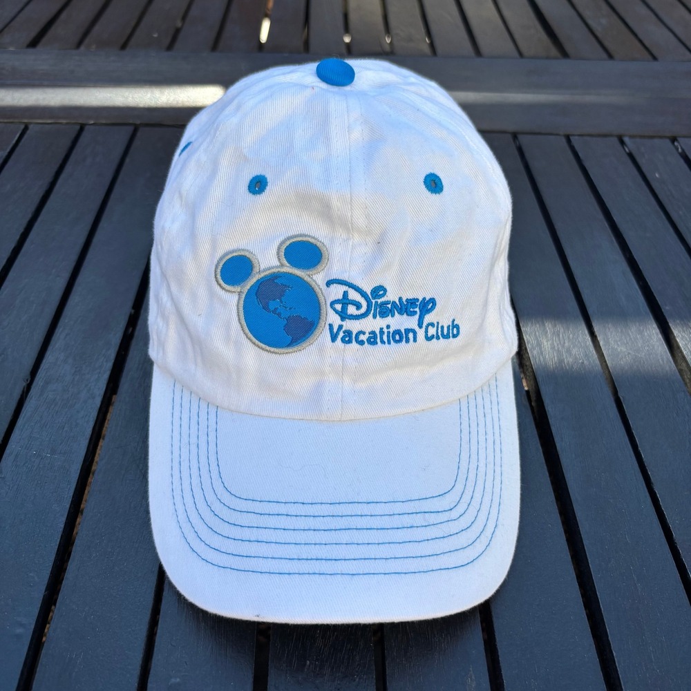 Disney Hat Unisex OS White Excellent Disney Vacation Club Member Logo Cap